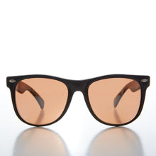 Load image into Gallery viewer, Iconic Classic Deadstock Sunglasses - Kay
