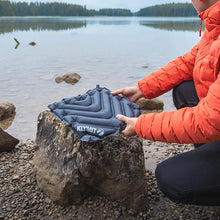 Load image into Gallery viewer, Klymit V-Seat - Dark Slate
