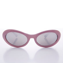 Load image into Gallery viewer, Curved Oval Cat Eye Vintage Sunglass - Lanie 2
