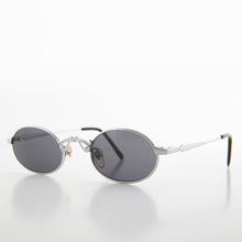 Load image into Gallery viewer, Small Oval Victorian Steampunk 90s Sunglass - Leon
