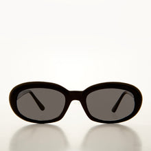 Load image into Gallery viewer, Mod 90s Oval Simple Sunglasses - Lilia
