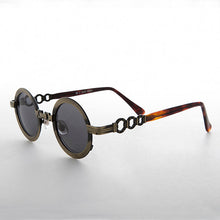 Load image into Gallery viewer, Round Vintage Sunglass with Chain Bridge - Link
