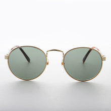 Load image into Gallery viewer, Classic Round Preppy Vintage Sunglass with Glass Lens - Logan

