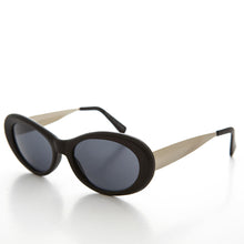 Load image into Gallery viewer, Oval Mod Punk Cateye 90s Vintage Sunglass - Loretta
