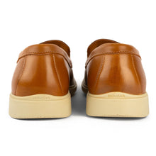Load image into Gallery viewer, The Loafer (Honey &amp; Cream)
