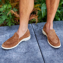 Load image into Gallery viewer, The Loafer (Grizzly)
