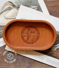 Load image into Gallery viewer, Leather Valet - Oval
