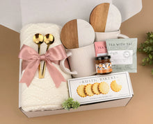 Load image into Gallery viewer, Luxury Couples Gift Set
