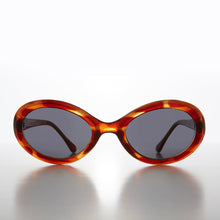 Load image into Gallery viewer, Oval Grunge Vintage Sunglass - Macie

