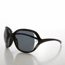 Load image into Gallery viewer, 90s Oversized Square Sunglass - Malia
