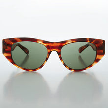 Load image into Gallery viewer, Rectangular Frame Cat Eye Vintage Sunglass  - Marion
