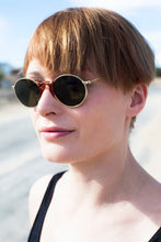 Load image into Gallery viewer, Round Unique Keyhole Bridge Vintage Sunglass - Ziggy
