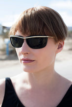 Load image into Gallery viewer, Sporty Gold Frame 90s Aviator Sunglass - Jenner
