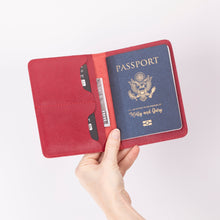 Load image into Gallery viewer, Viaggio Leather Passport Wallet
