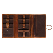 Load image into Gallery viewer, Pura Leather Cable Organizer

