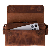 Load image into Gallery viewer, Prestige Leather Clutch Bag
