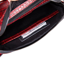 Load image into Gallery viewer, Noma Leather Clutch Bag
