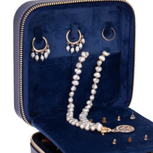 Load image into Gallery viewer, Amanda Leather Jewelry Box, Medium
