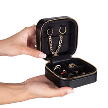 Load image into Gallery viewer, Amanda Leather Jewelry Box, Medium
