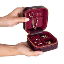 Load image into Gallery viewer, Amanda Leather Jewelry Box, Medium
