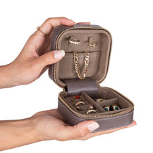 Load image into Gallery viewer, Amanda Leather Jewelry Box, Medium
