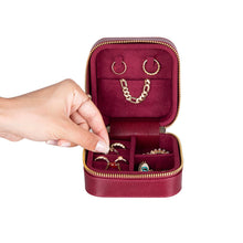Load image into Gallery viewer, Amanda Leather Jewelry Box, Medium
