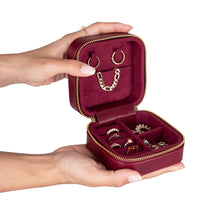 Load image into Gallery viewer, Amanda Leather Jewelry Box, Medium
