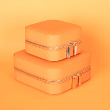 Load image into Gallery viewer, Amanda Leather Jewelry Box, Medium

