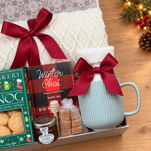 Load image into Gallery viewer, Merry Christmas Winter Comforts Gift Box for Her
