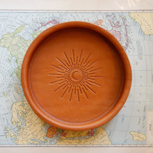 Load image into Gallery viewer, Leather Valet - Round
