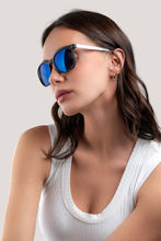 Load image into Gallery viewer, tokidoki Mozzarella Sunglasses
