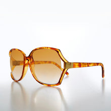 Load image into Gallery viewer, Oversized Women's Vintage Sunglasses - Jennie
