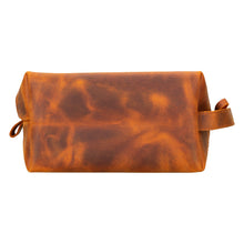 Load image into Gallery viewer, Eve Leather Dopp Kit, Large
