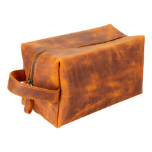 Load image into Gallery viewer, Eve Leather Dopp Kit, Large
