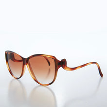 Load image into Gallery viewer, Glamorous Cat Eye Vintage Sunglasses - Nina
