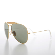 Load image into Gallery viewer, Classic Brow Bar Gold Pilot Sunglasses - Olmos
