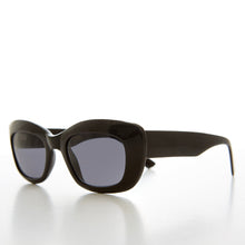 Load image into Gallery viewer, Angular Cat Eye Deadstock Sunglasses - Page
