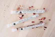 Load image into Gallery viewer, Rose &amp; Hibiscus Bath Soak – Himalayan Pink Salt + Floral Essential Oils
