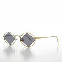 Load image into Gallery viewer, Geometric Floating Diamond Vintage 90s Sunglass - Rashid
