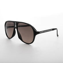 Load image into Gallery viewer, Very 80s Pilot Sunglasses - Robbie
