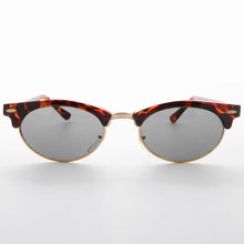 Load image into Gallery viewer, Oval Horn Rim Vintage Sunglass with Glass Lens - Shelby

