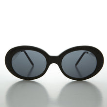 Load image into Gallery viewer, Mod Oval Cat Eye Vintage Sunglass - Silva
