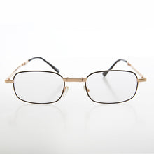Load image into Gallery viewer, Compact Folding Reading Glasses - Snappy
