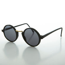 Load image into Gallery viewer, Round Hippy Vintage Sunglasses - Levi
