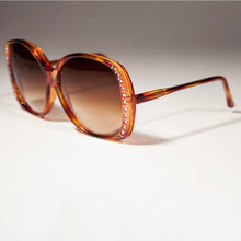 Load image into Gallery viewer, Rhinestone Oversized Vintage Sunglasses - Stardust

