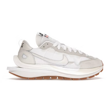 Load image into Gallery viewer, Nike Vaporwaffle sacai &quot;Sail Gum&quot;
