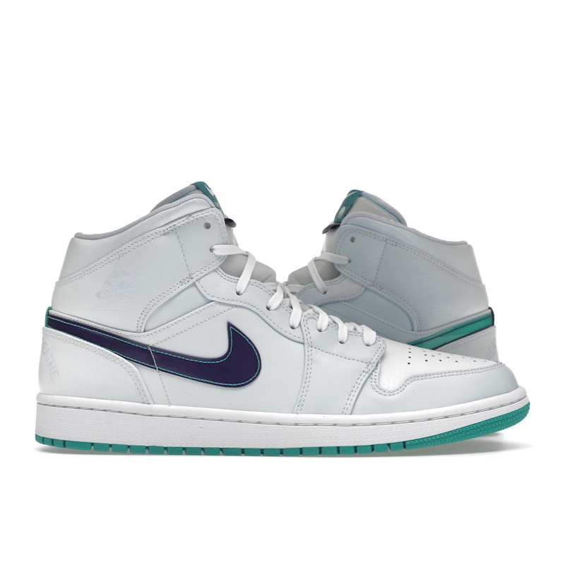 Air Jordan 1 Mid Pregame Pack 