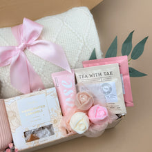 Load image into Gallery viewer, Sending a Hug Gift Box for Her
