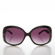 Load image into Gallery viewer, Boho Chic Sunglass with Flower Accent - Mimi
