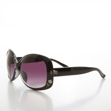 Load image into Gallery viewer, Boho Chic Sunglass with Flower Accent - Mimi
